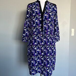 Diane von Furstenberg Shift V-neck Blue Cheetah Floral 100% Silk Cocktail Dress